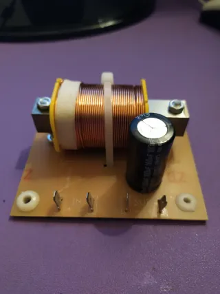 Filtro Subwoofer QTX 400W