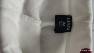 Pantalón bebé blanco con corazones rojos