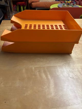 Bandejas organizadoras de escritorio naranja