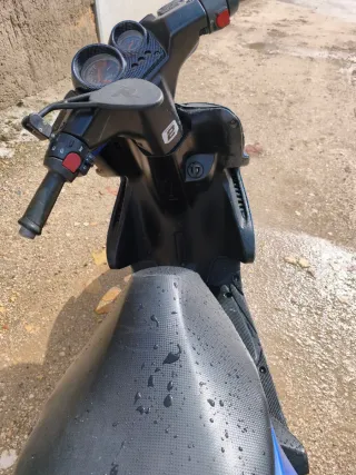 Yamaha Aerox 50 Azul