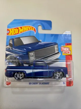 Hot Wheels '83 Chevy Silverado Azul