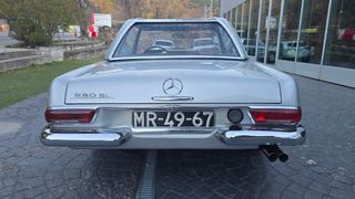 Mercedes-Benz  230SL W113 Pagoda  1964