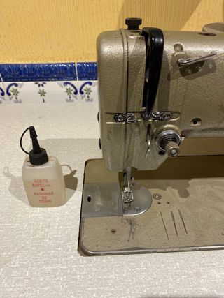 Máquina de coser eléctrica industrial