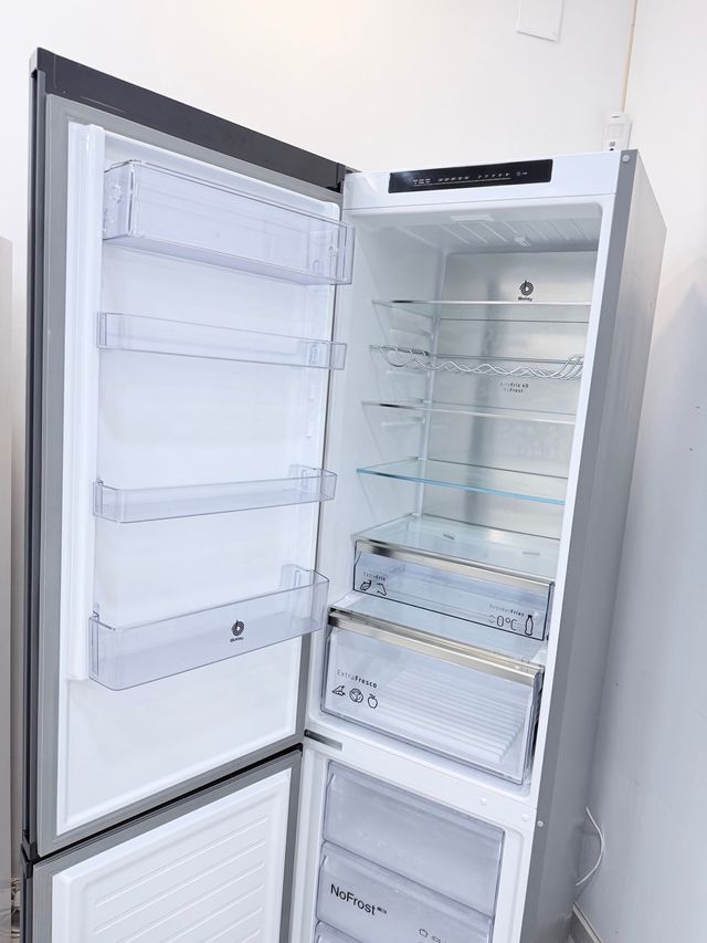 FRIGORÍFICO COMBI BALAY NEGRO 2 MTS NO FROST A+++.