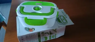 Un termo de alimentación, para llevar la comida