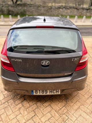 Hyundai i30 1.6 CRDi GL FDU Classic 2011