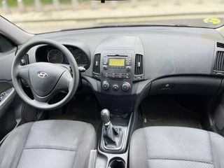 Hyundai i30 1.6 CRDi GL FDU Classic 2011