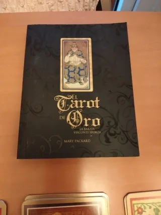El Tarot de Oro: Libro y Cartas