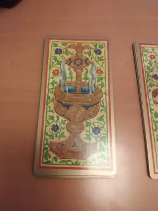 El Tarot de Oro: Libro y Cartas