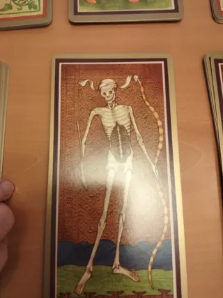 El Tarot de Oro: Libro y Cartas