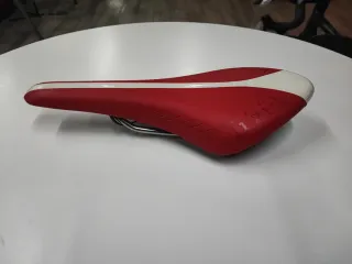 Sillín Fizik Arione CX K:ium Rojo/Blanco