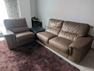 Sofá de piel de alta calidad Pedro Ortiz