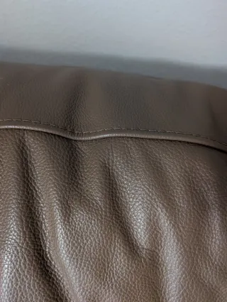 Sofá de piel de alta calidad Pedro Ortiz