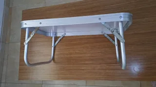 Mesa plegable aluminio blanca