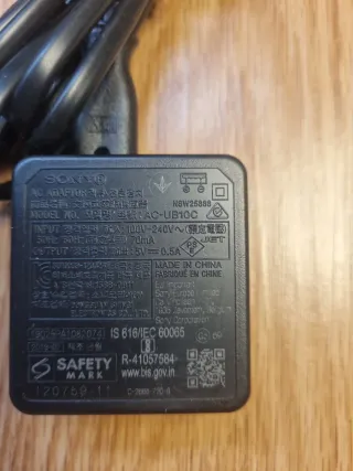 Cargador Sony para cámaras