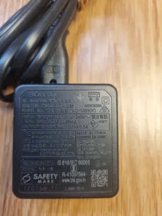 Cargador Sony para cámaras