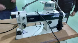 Máquinas de coser Brother y Pffaf automáticas