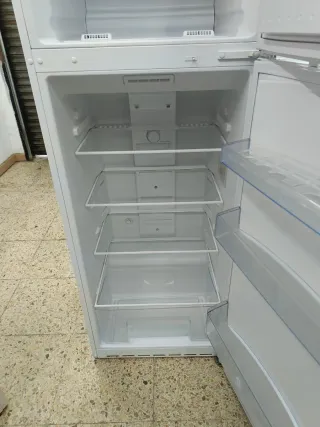 Nevera Balay No Frost A+ 170 x 60 x 60