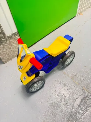 Moto de juguete para bebé