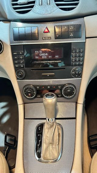 Mercedes-Benz  CLK 2004