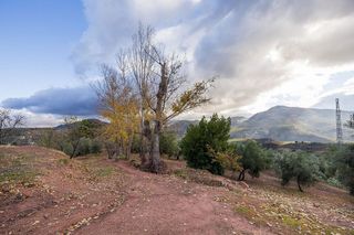 Casa rural en venta en Huelma