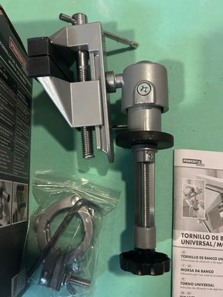 Tornillo de Banco Universal Powerfix