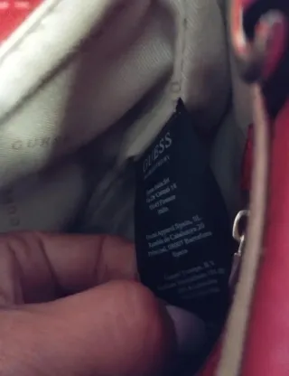 Bolso Guess Rojo un uso esta nuevo precioso