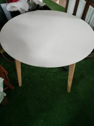 Mesa redonda madera blanca
