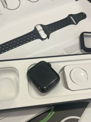 Apple Watch Series 6 GPS 40mm NIKE Space Gray