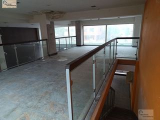 Local comercial en venta en Campo Grande - Arco Ladrillo en Valladolid