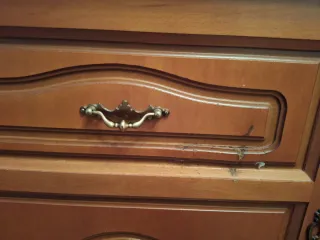 Máquina de Coser Singer Antigua con Mueble