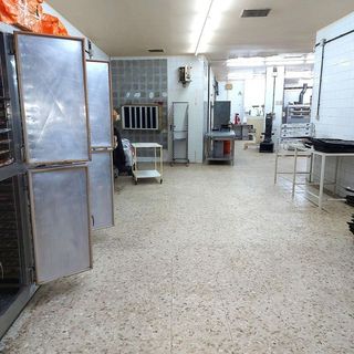 Local comercial en venta en Cruz Roja en Sevilla
