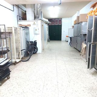 Local comercial en venta en Cruz Roja en Sevilla