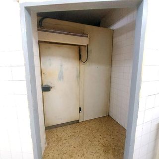 Local comercial en venta en Cruz Roja en Sevilla