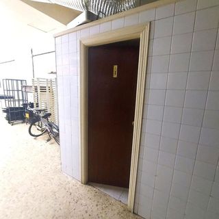 Local comercial en venta en Cruz Roja en Sevilla