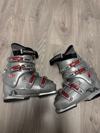 Botas de esquí Nordica GX tanto para mujer o niña