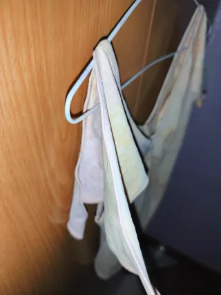 Top elegante beige y marrón