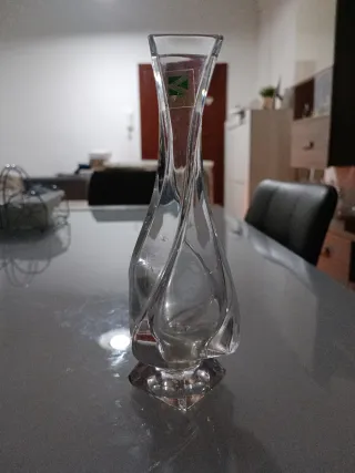 Vaso in cristallo trasparente