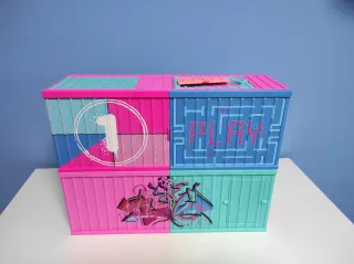 Casa L.O.L. Surprise Contenedores