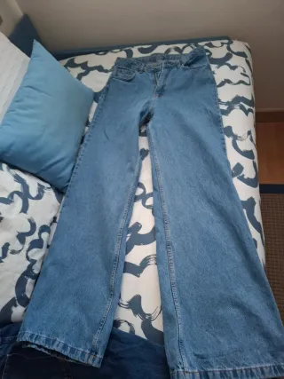 Pantalón campana vaquero azul