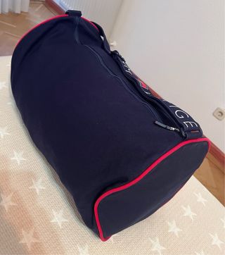 Bolsa Deporte Tommy Hilfiger Azul y Blanca