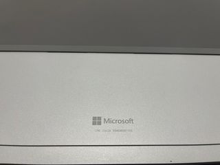 Surface 1796 256GB (batería no funciona) W11