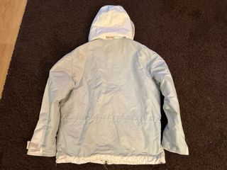 Chaqueta Quechua Mujer Gris y Blanca