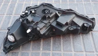 Faro Derecho Lexus UX Full led