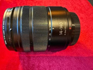 Objetivo Panasonic Lumix 14-140mm f/3.5 - 5.6