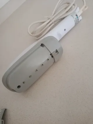 Cepillo Vapor Ropa Commodore