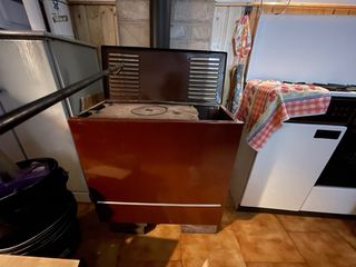 Cocina de leña marrón