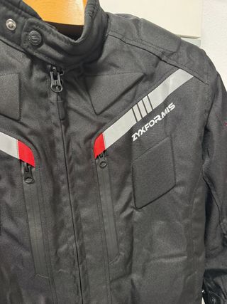 Chaqueta Moto Zyxforms Negra y Roja