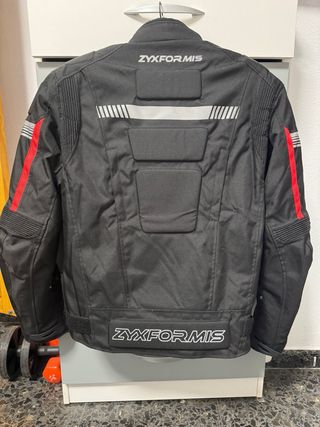 Chaqueta Moto Zyxforms Negra y Roja