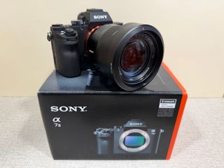 Objetivo Sony Zeiss 24-70mm f/4 FE Full Frame.